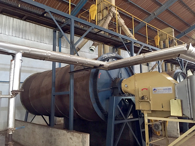 巨大なドライヤー